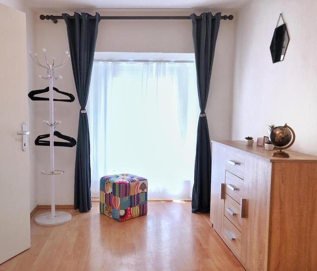 1Br Apartment On The Most Beautiful Street In Ljubljana Center 外观 照片